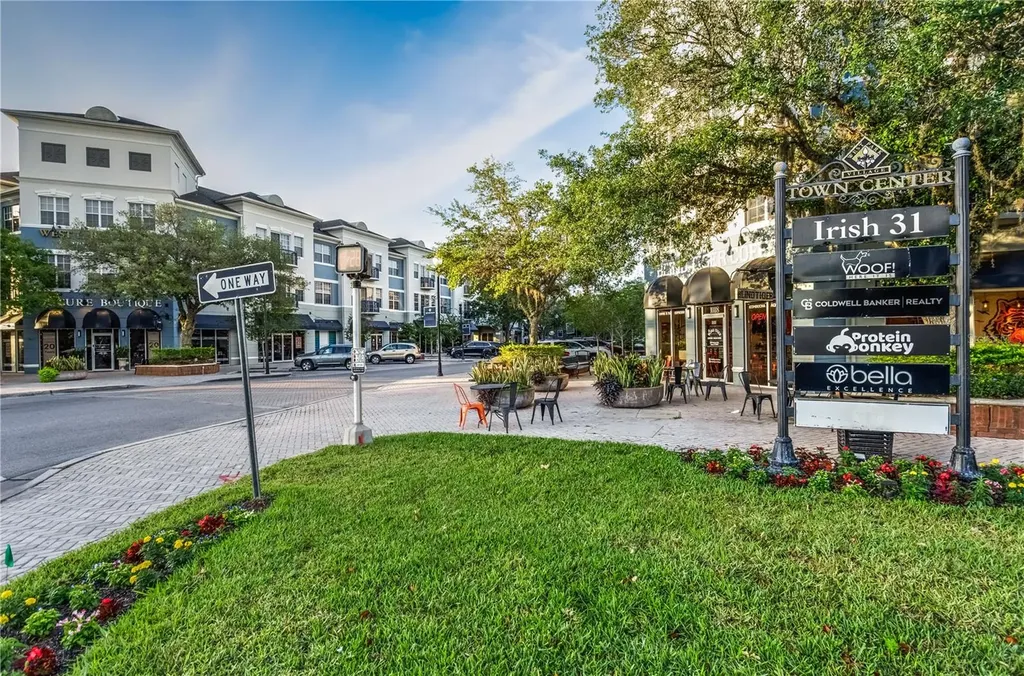 9512 West Park Village Drive Tampa FL 33626