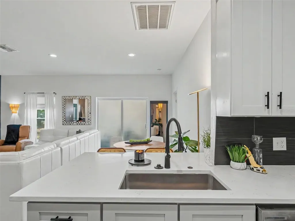 9397 Northcliffe Boulevard Spring Hill FL 34606