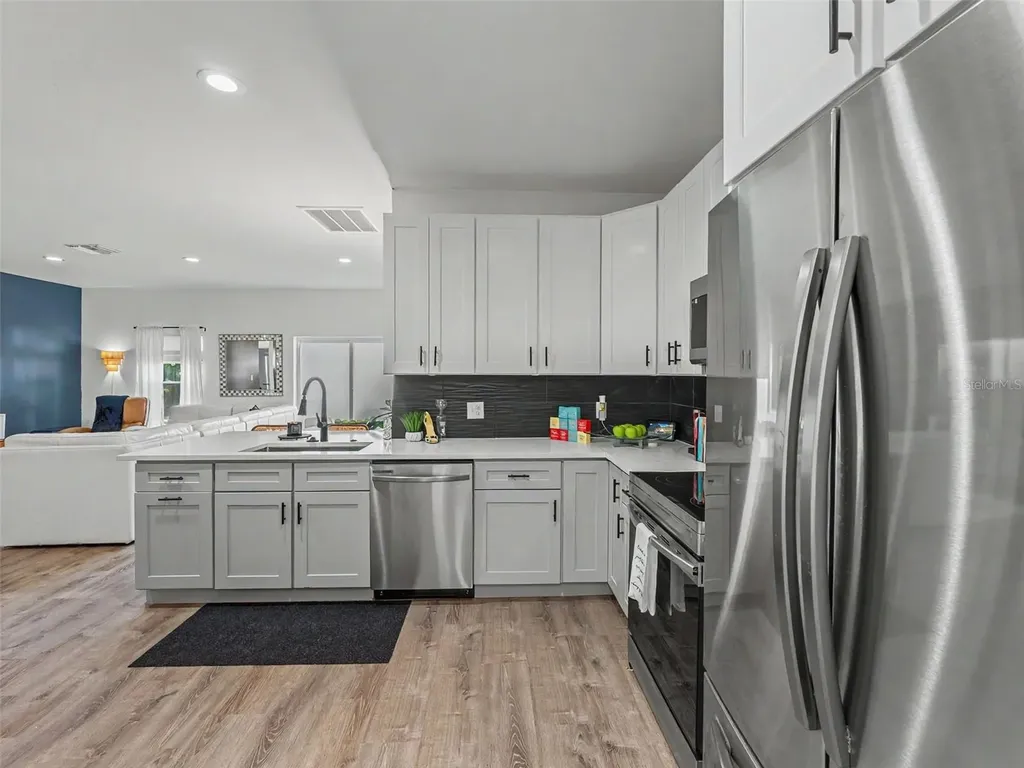9397 Northcliffe Boulevard Spring Hill FL 34606