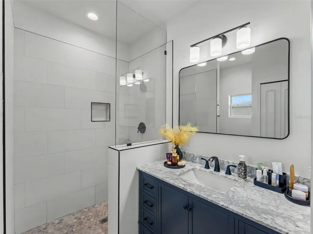 9397 Northcliffe Boulevard Spring Hill FL 34606