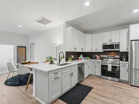9397 Northcliffe Boulevard Spring Hill FL 34606