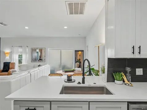 9397 Northcliffe Boulevard Spring Hill FL 34606