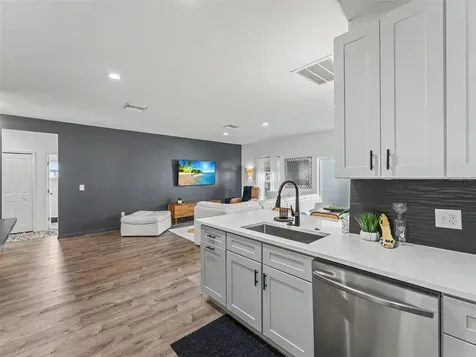 9397 Northcliffe Boulevard Spring Hill FL 34606