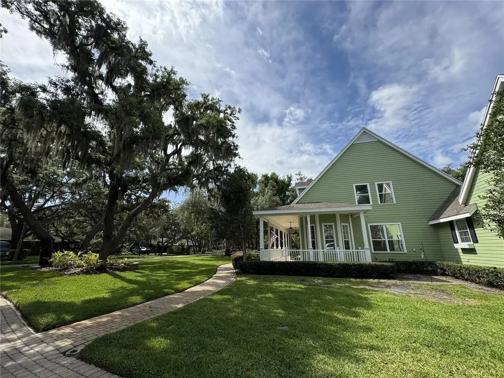 2928 Chelsea Woods Drive Valrico FL 33596