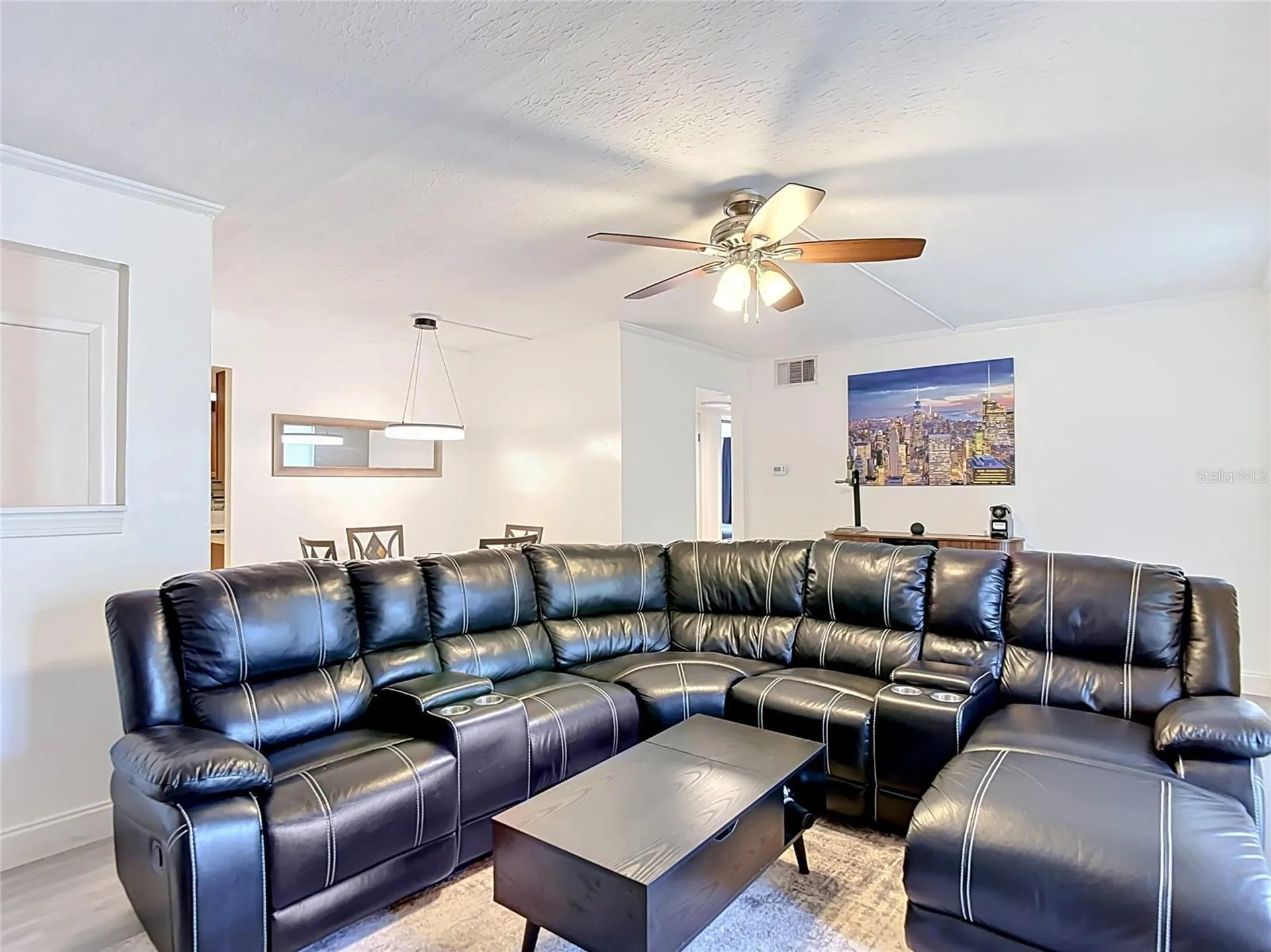 4611 W North B Street Tampa FL 33609