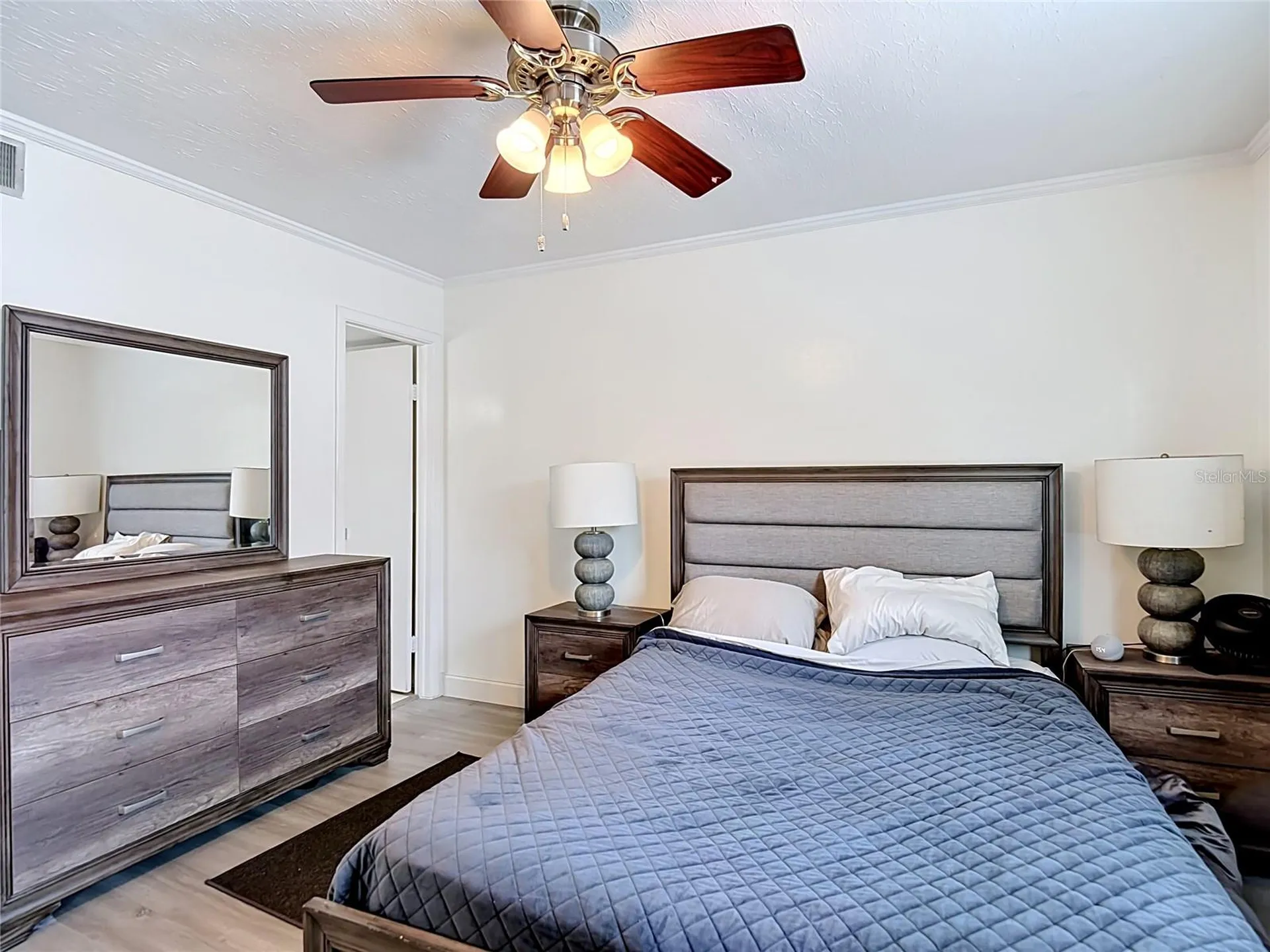 4611 W North B Street Tampa FL 33609