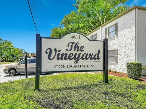 4611 W North B Street Tampa FL 33609