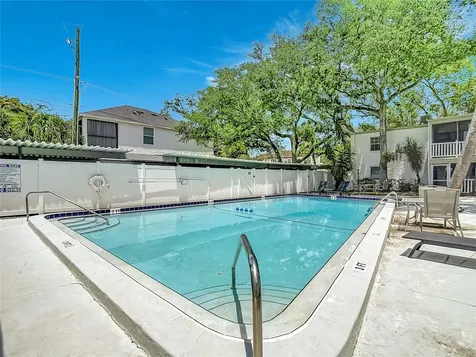 4611 W North B Street Tampa FL 33609