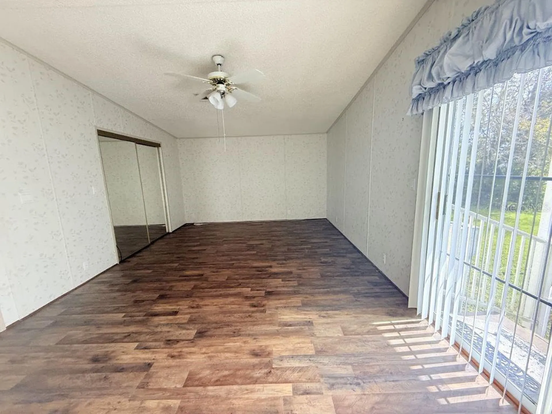 220 Ellsworth Drive Kissimmee FL 34758