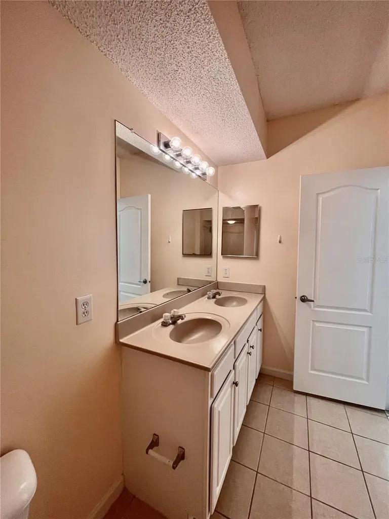 12102 Poppy Field Lane Orlando FL 32837