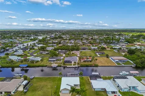 4462 Ewing Circle Port Charlotte FL 33948