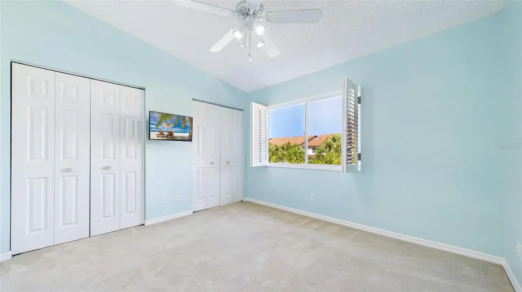 323 Madeira Circle St Petersburg FL 33715