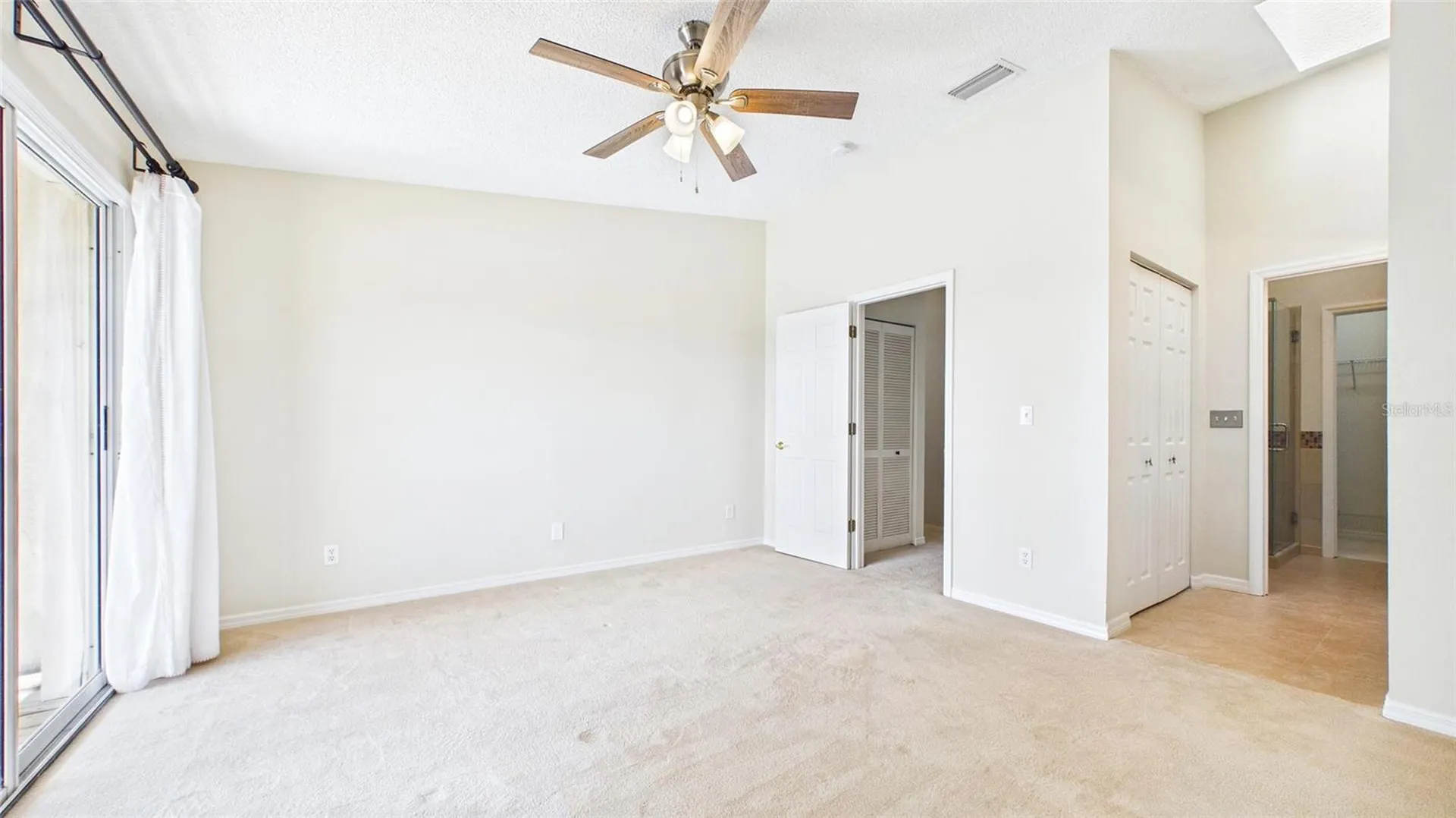 323 Madeira Circle St Petersburg FL 33715