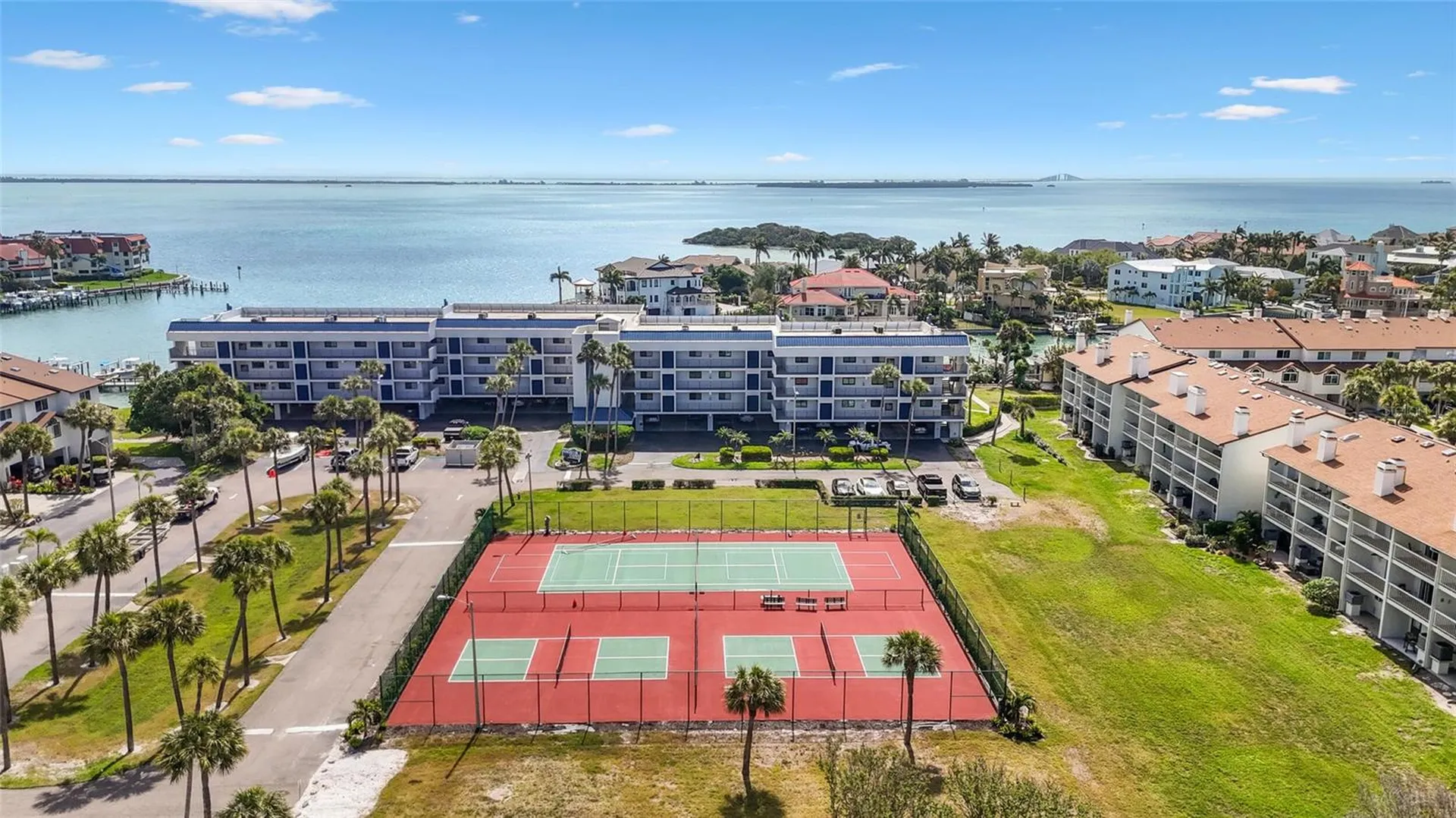 323 Madeira Circle St Petersburg FL 33715
