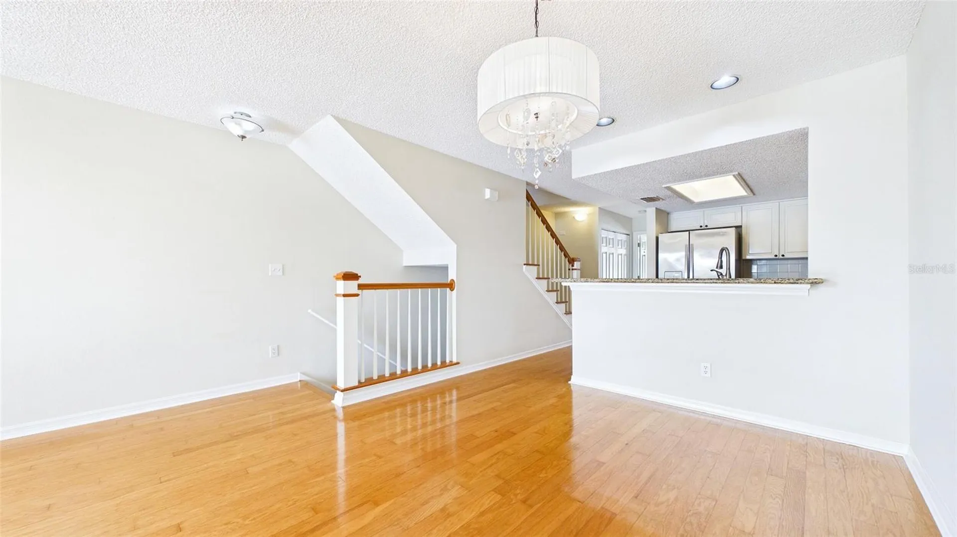 323 Madeira Circle St Petersburg FL 33715