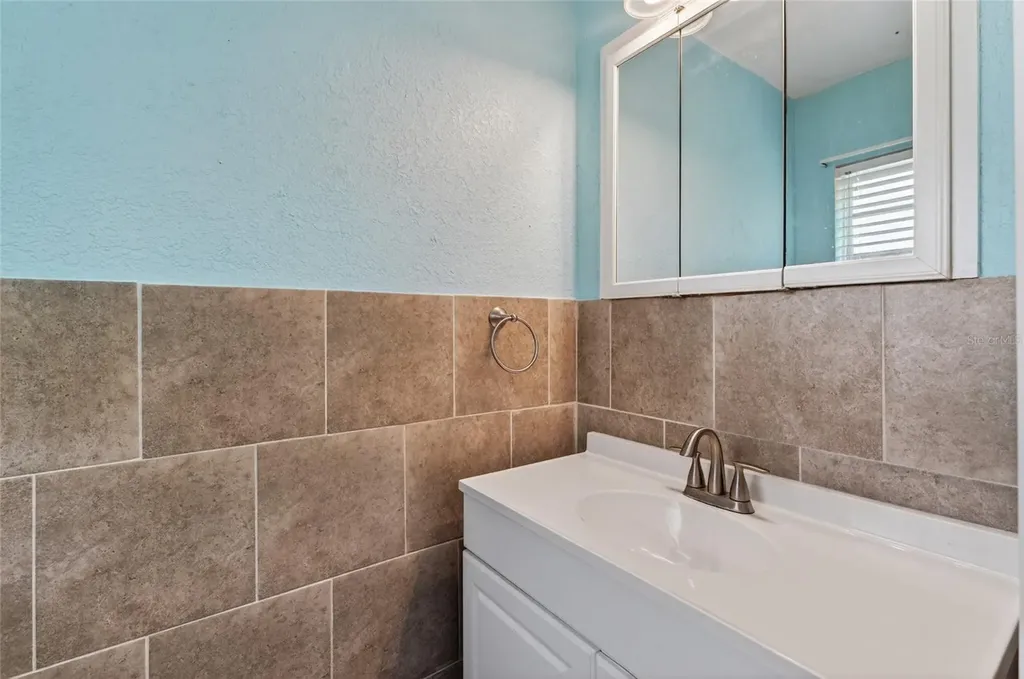 540 W Columbia Street Lake Alfred FL 33850