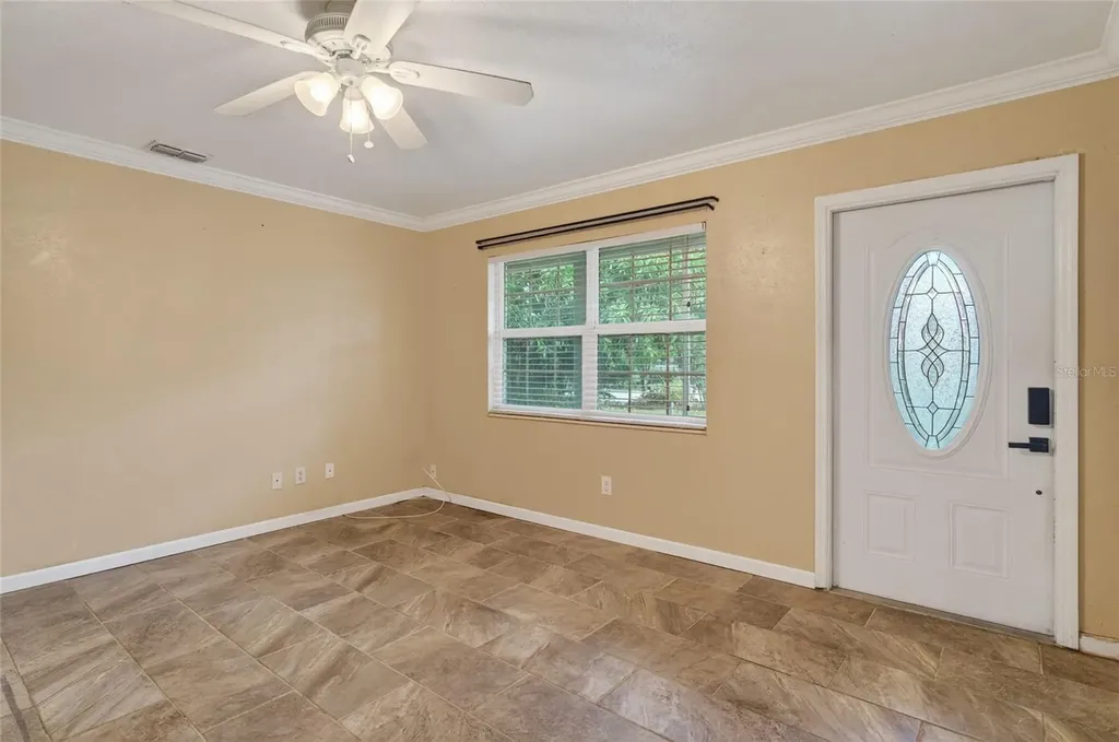 540 W Columbia Street Lake Alfred FL 33850