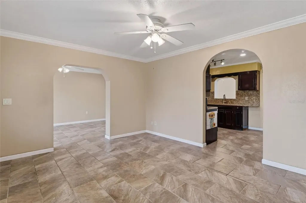 540 W Columbia Street Lake Alfred FL 33850