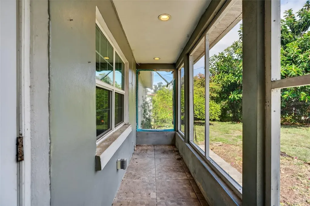 540 W Columbia Street Lake Alfred FL 33850