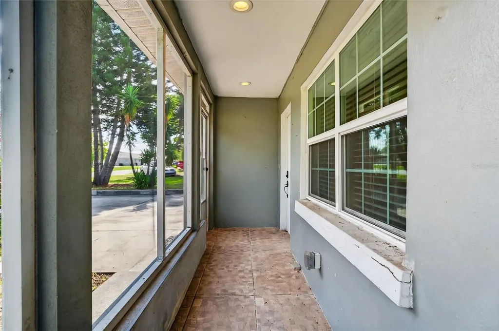 540 W Columbia Street Lake Alfred FL 33850