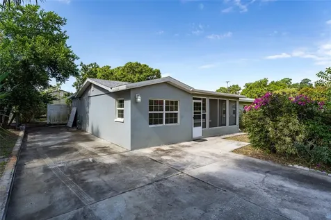 540 W Columbia Street Lake Alfred FL 33850