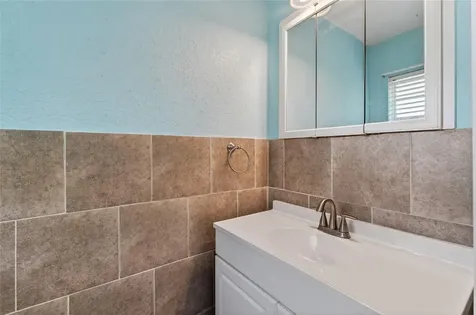 540 W Columbia Street Lake Alfred FL 33850