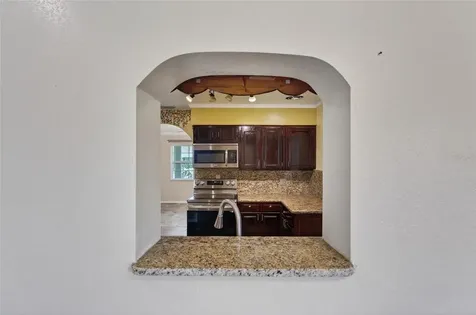 540 W Columbia Street Lake Alfred FL 33850