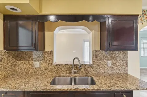 540 W Columbia Street Lake Alfred FL 33850