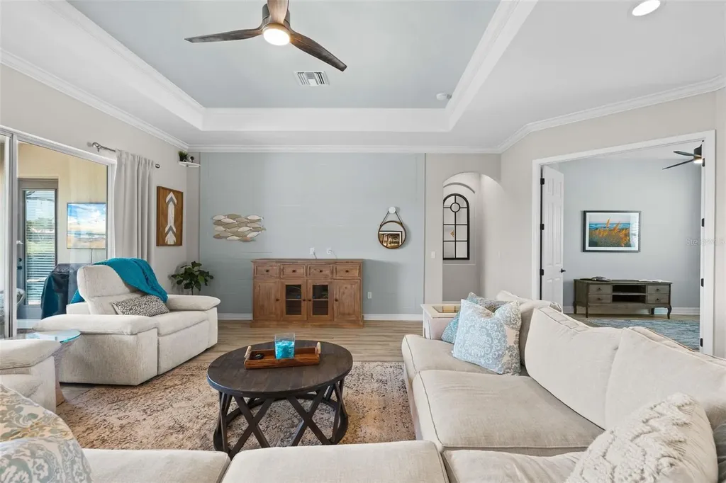 7913 Heritage Grand Place Bradenton FL 34212