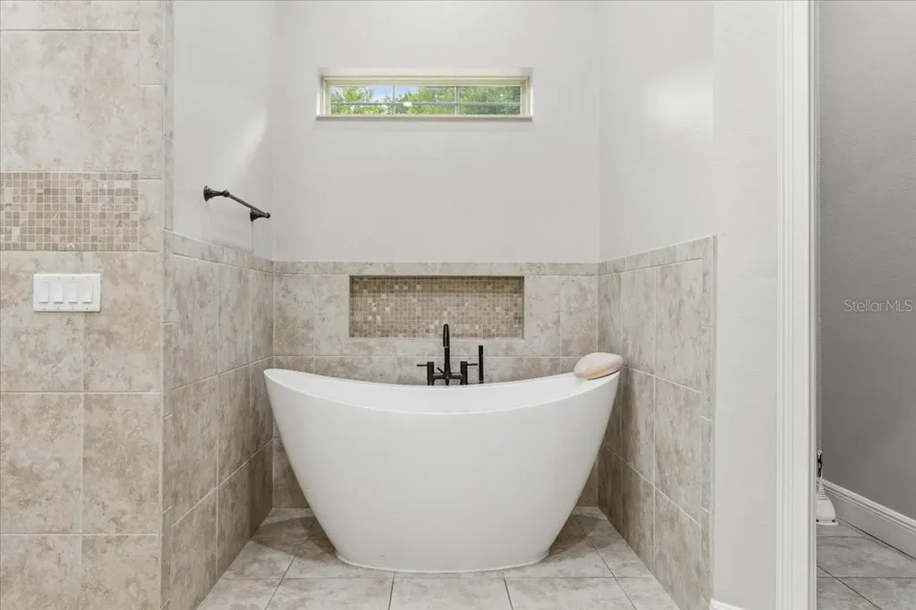 7369 NW 187th Terrace Alachua FL 32615