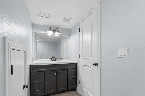 7369 NW 187th Terrace Alachua FL 32615