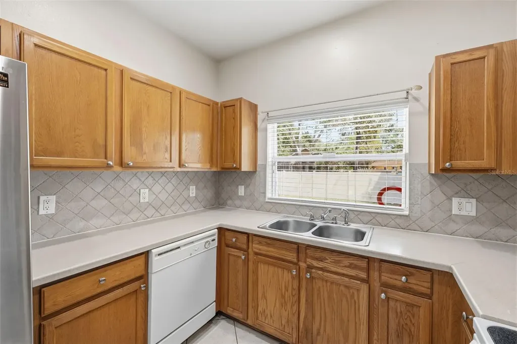 4423 Amberly Oaks Court Tampa FL 33614