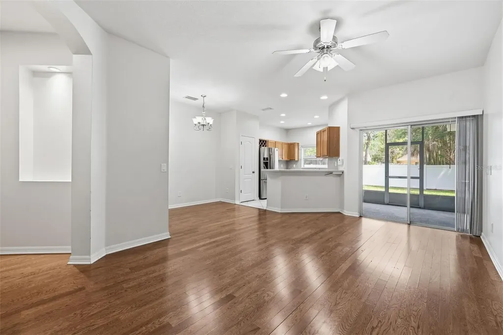 4423 Amberly Oaks Court Tampa FL 33614