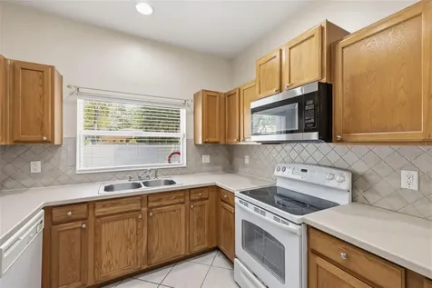 4423 Amberly Oaks Court Tampa FL 33614