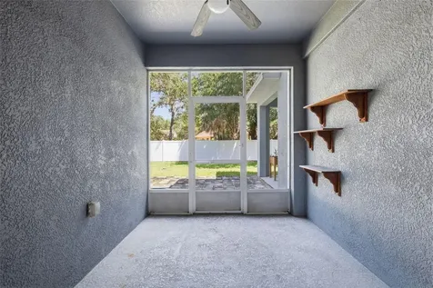 4423 Amberly Oaks Court Tampa FL 33614