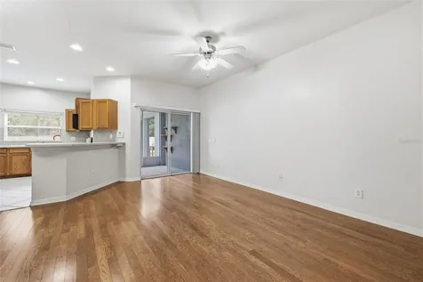 4423 Amberly Oaks Court Tampa FL 33614