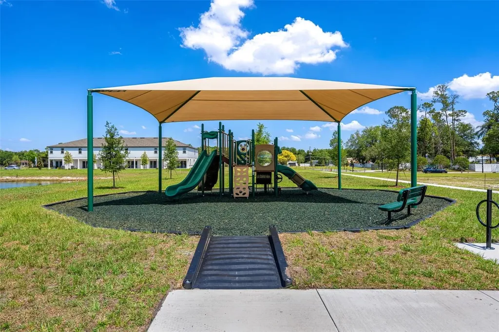 4716 Winding River Road Orlando FL 32822