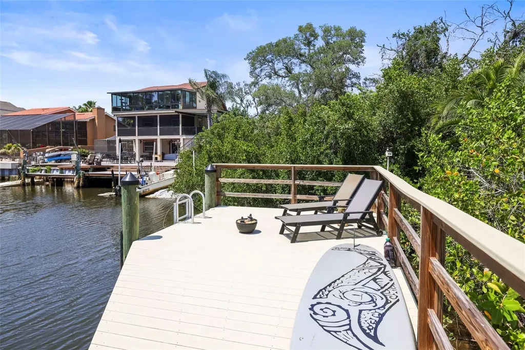 4966 Robin Trail Palm Harbor FL 34683
