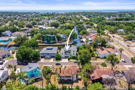 4966 Robin Trail Palm Harbor FL 34683