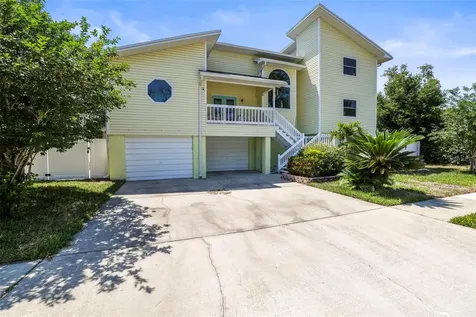4966 Robin Trail Palm Harbor FL 34683