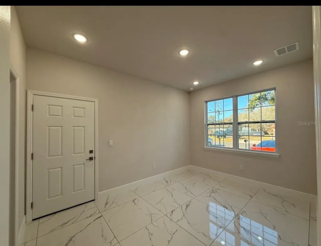 685 Lincoln Street Kissimmee FL 34741