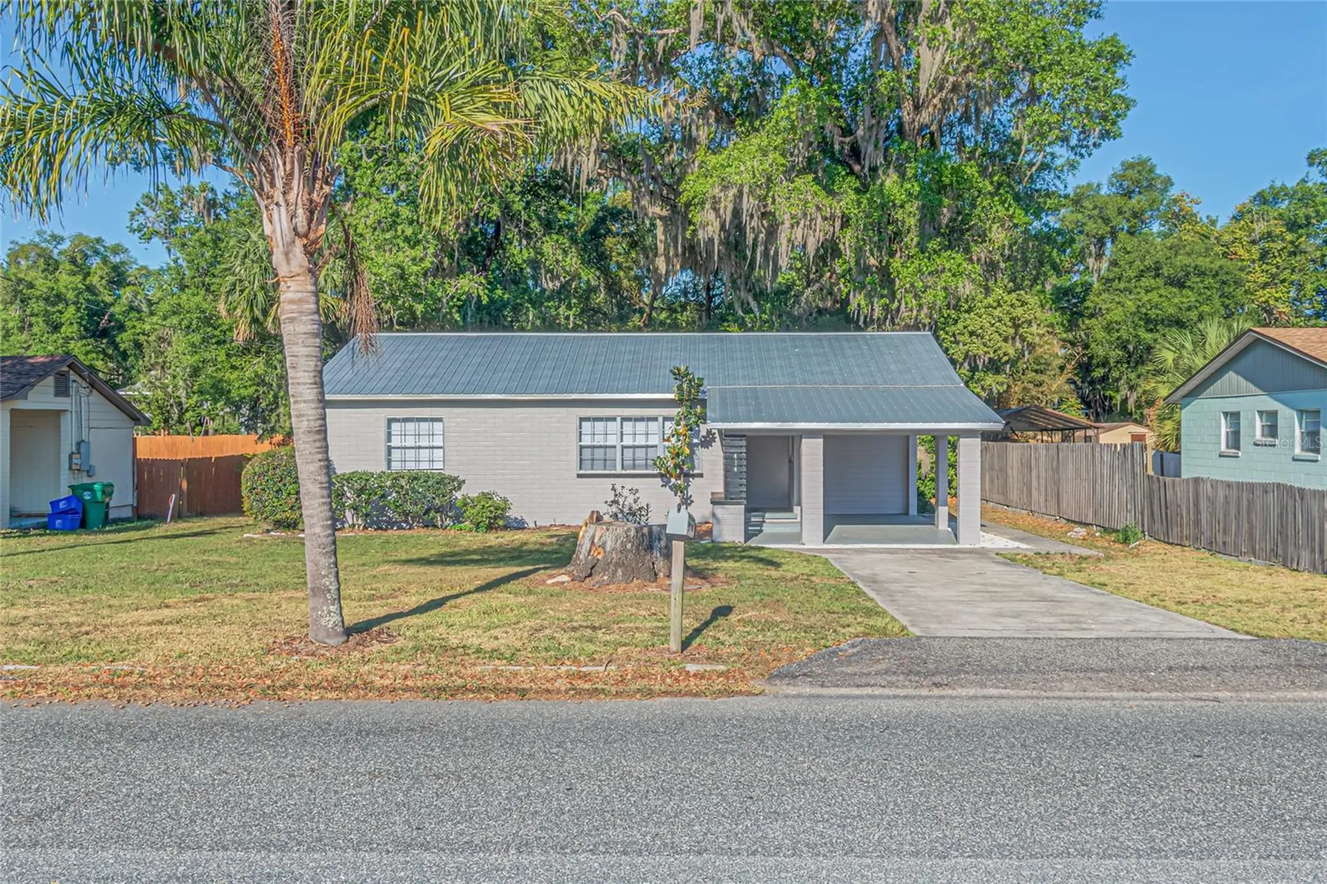 414 N Boston Avenue Deland FL 32724