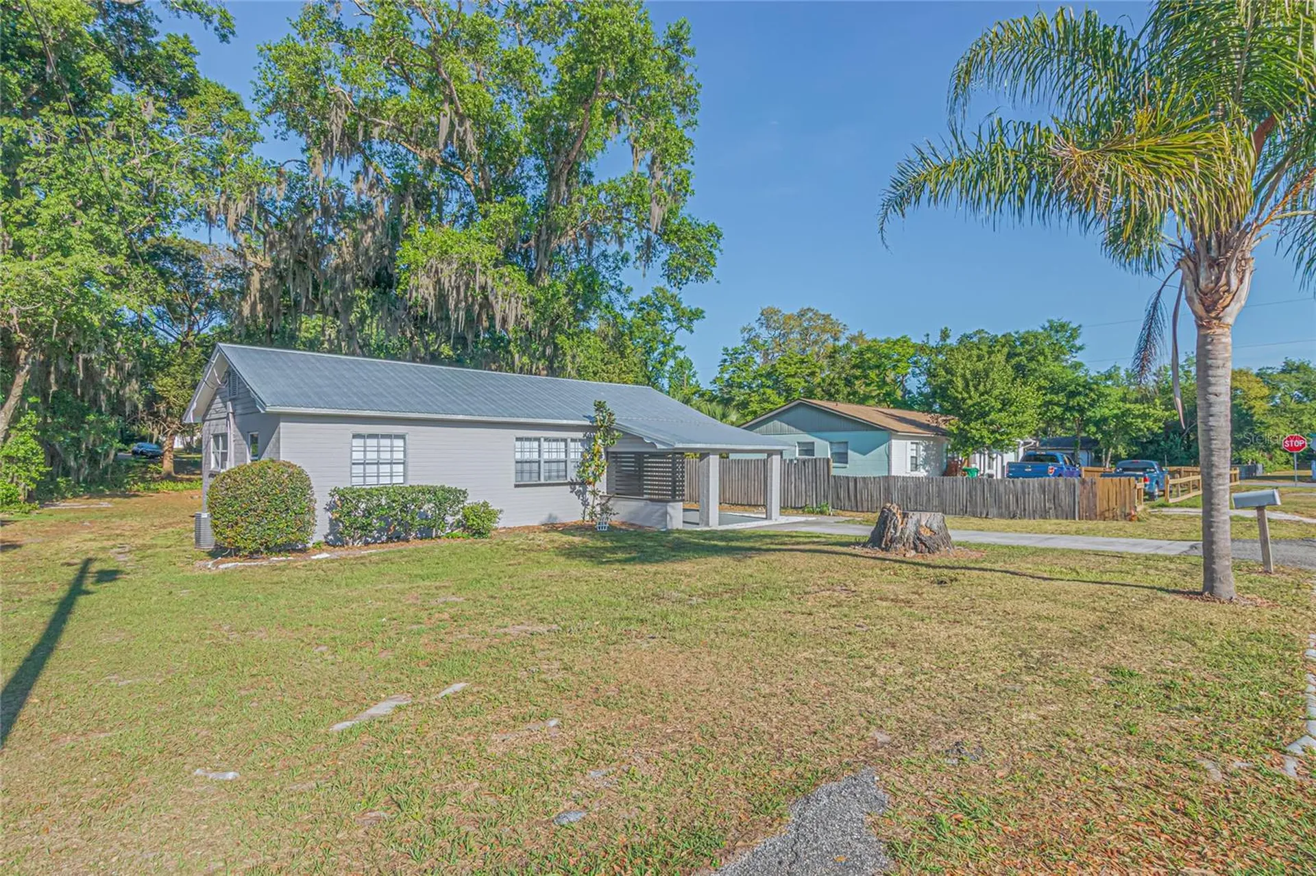 414 N Boston Avenue Deland FL 32724