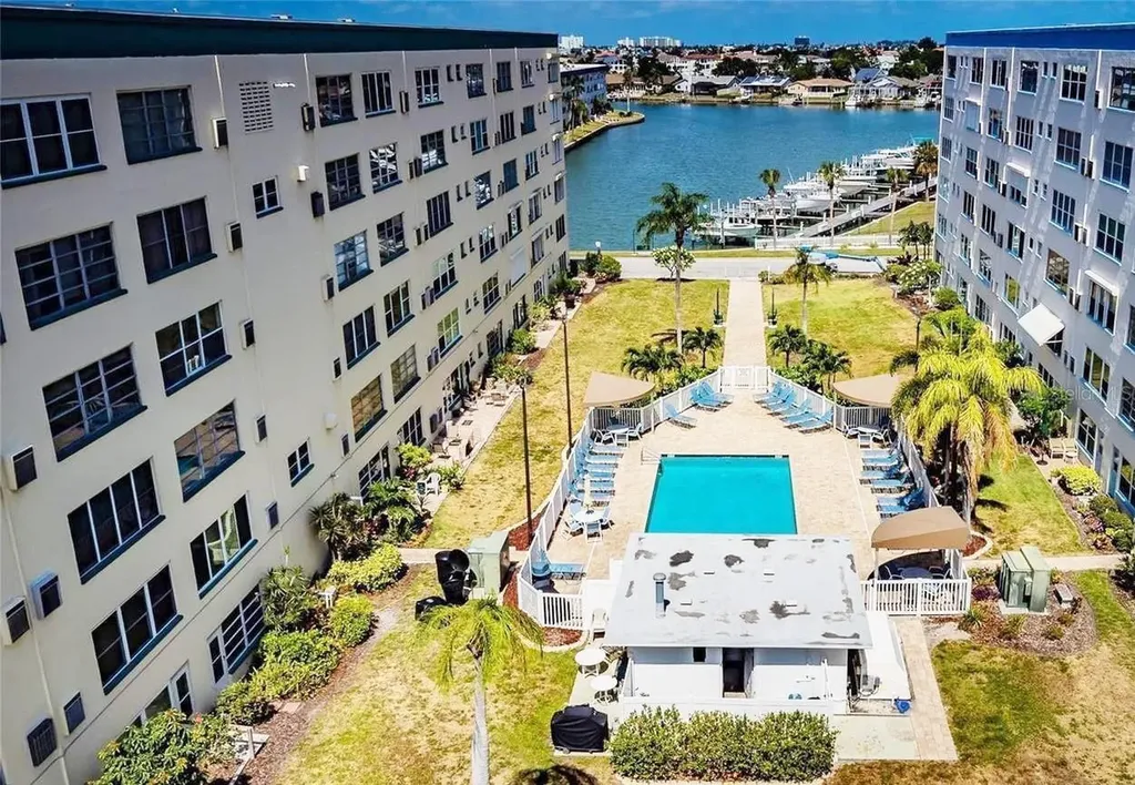 2960 59th Street S Gulfport FL 33707