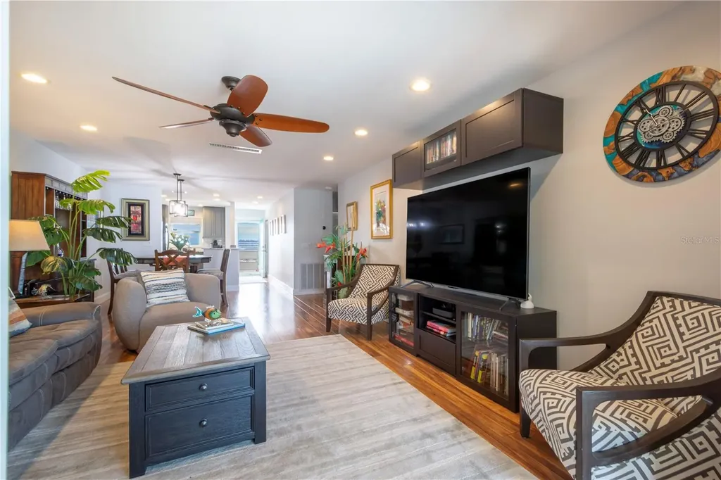 2960 59th Street S Gulfport FL 33707