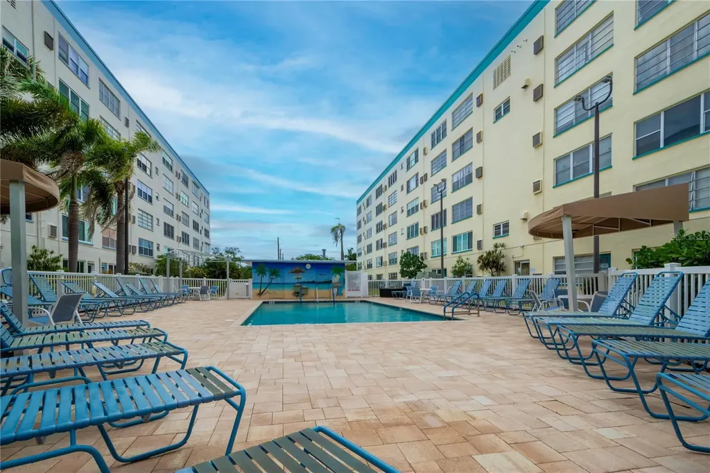2960 59th Street S Gulfport FL 33707