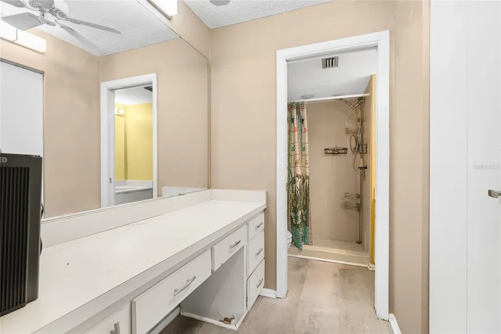 5683 Summerside Lane Sarasota FL 34231