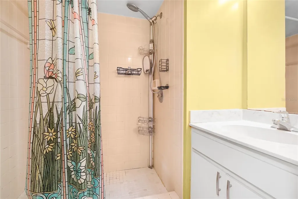 5683 Summerside Lane Sarasota FL 34231