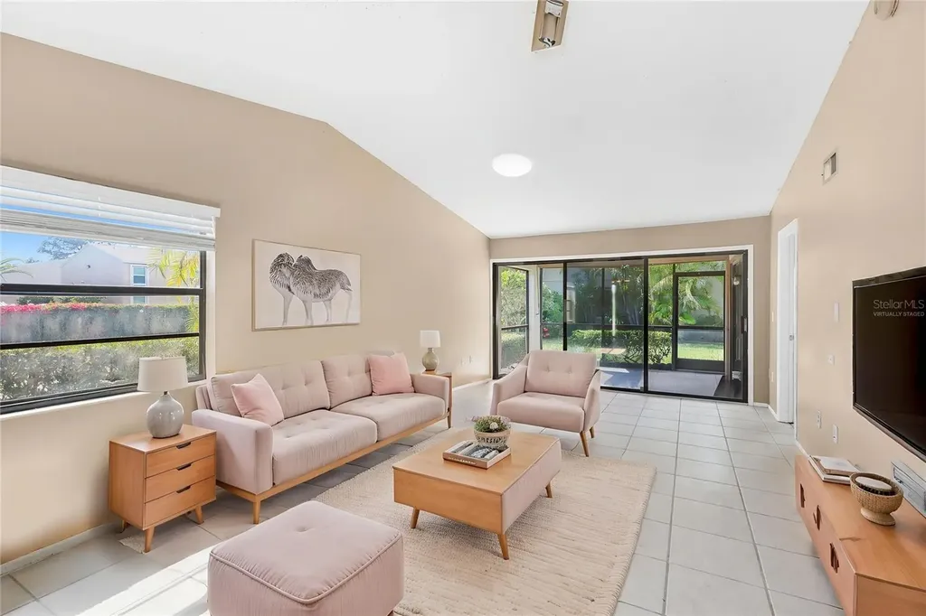5683 Summerside Lane Sarasota FL 34231