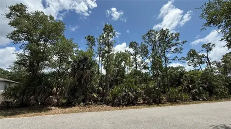 376 Munoz Street Port Charlotte FL 33953